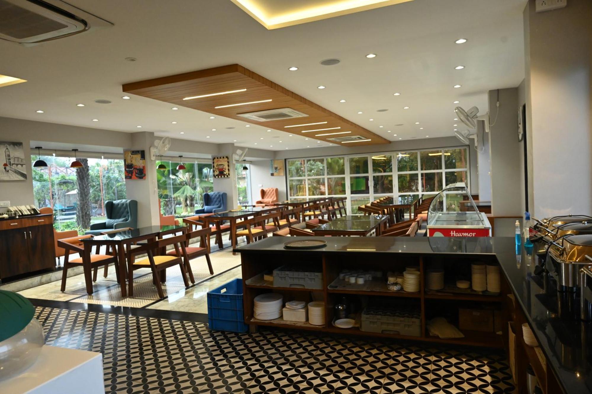 Vasad Krishna Riverside Resort מראה חיצוני תמונה